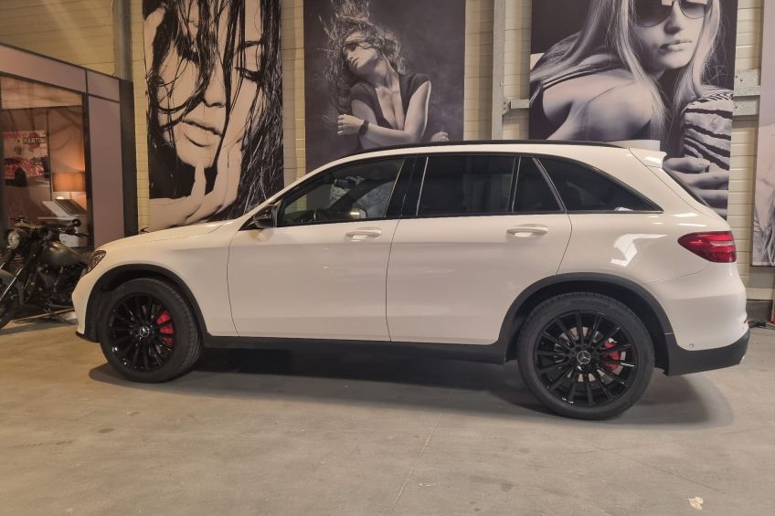 MERCEDES GLC 250 D 4 MATIC 204 CV PACK AMG LINE BVA 