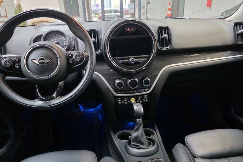 BMW MINI COUNTRYMAN COOPER SE ALL4 CHILI 136+88 BVA