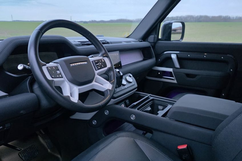 LAND ROVER DEFENDER 90 D 250 MHEV BVA8 X DYNAMIC SE 5 PLACES !!!