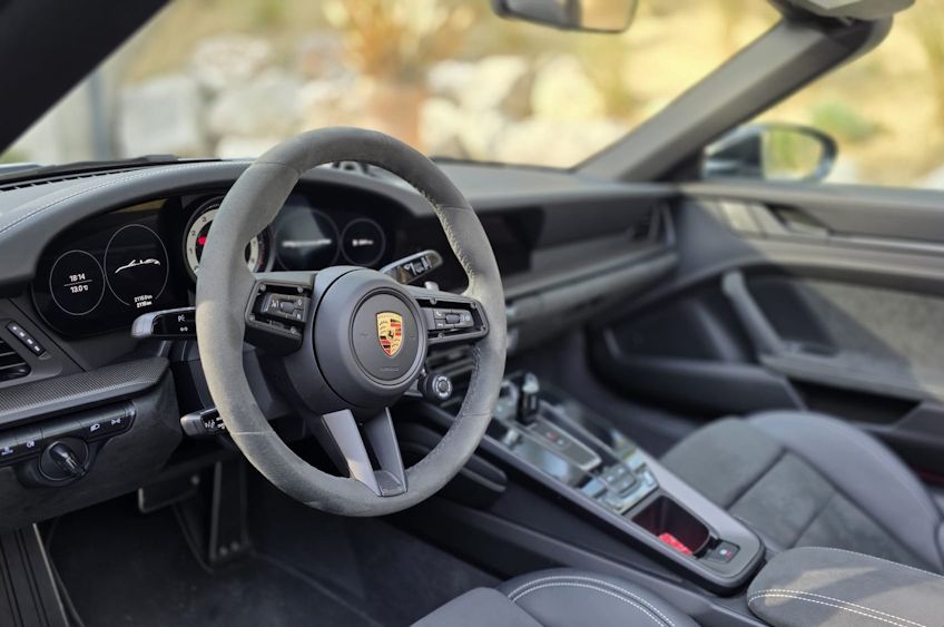 PORSCHE 992 3.0 480 GTS CBARIOLET PDK8 NEW MODEL