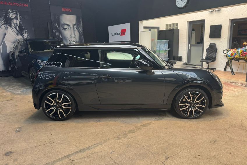 MINI MINI COOPER C 156 JCW DKG7 NEW MODEL3 PORTES